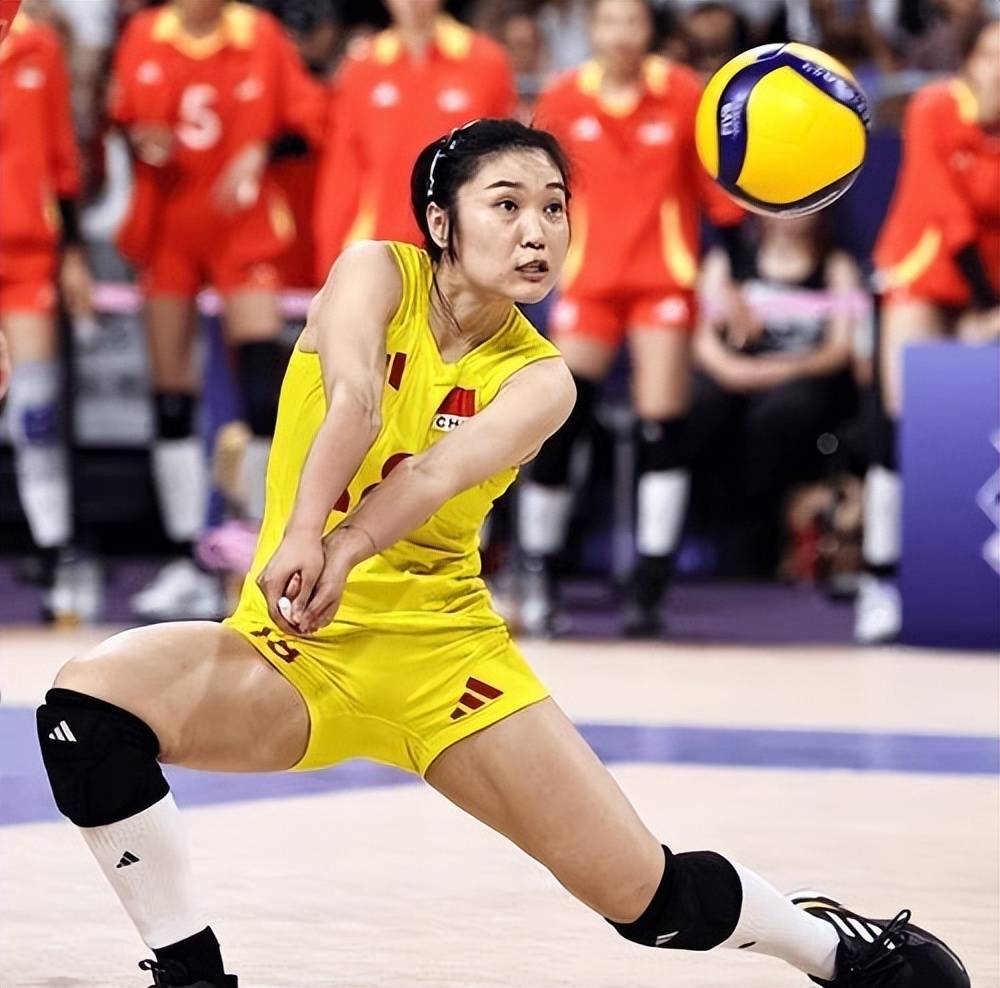 九游娱乐网址-世联赛-女排3-2德国决胜局18-16庄宇珊28分的简单介绍