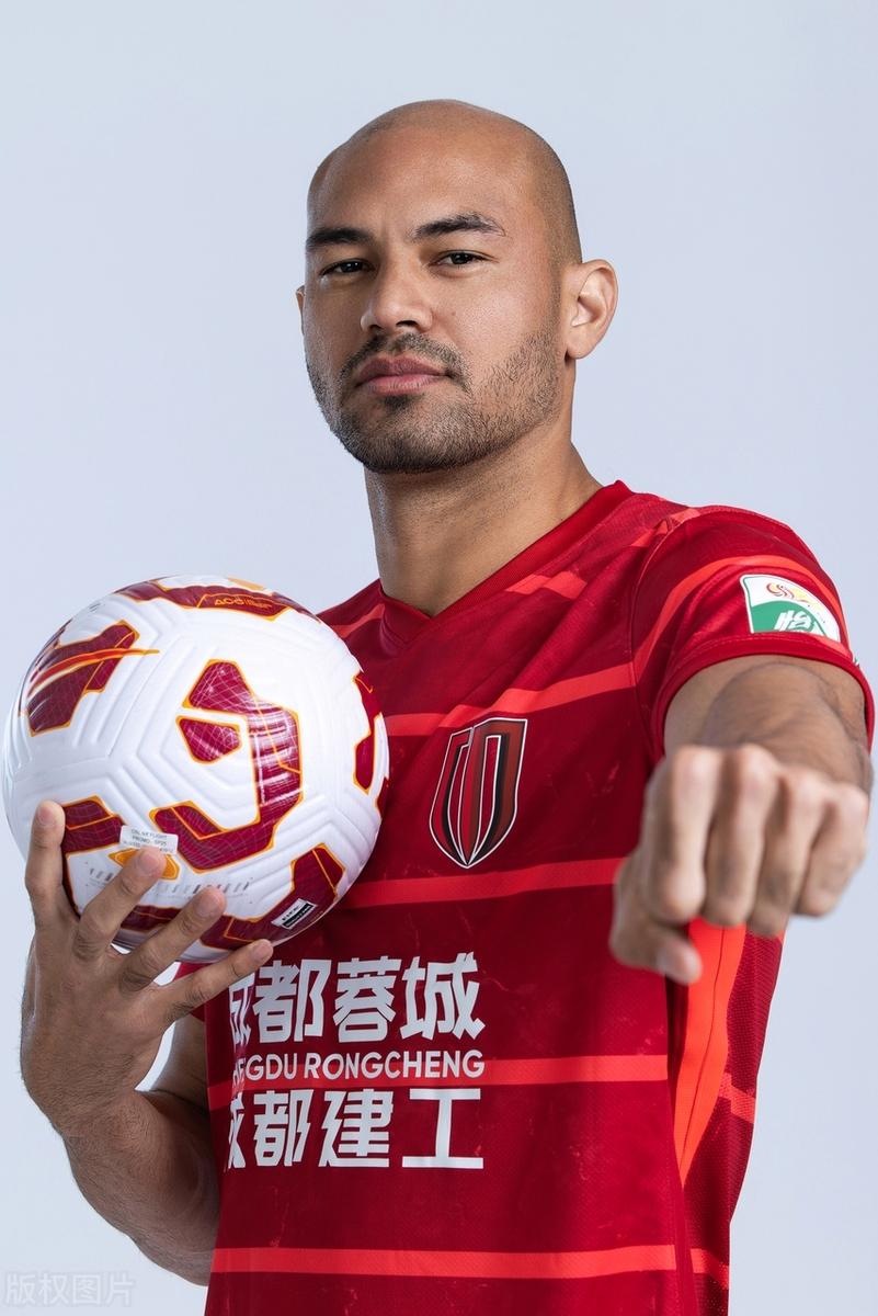 主要足球赛事即将开始，球迷翘首以盼的简单介绍